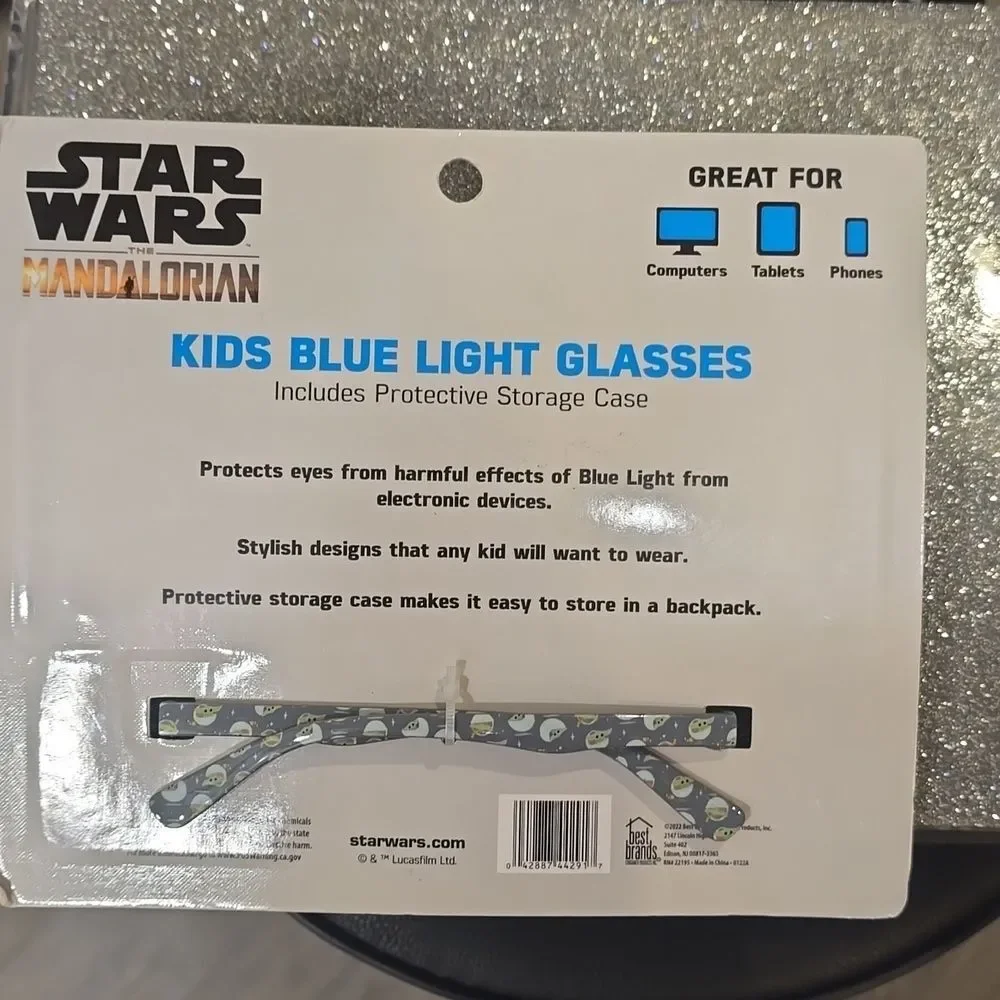 Best‎ Brands Star Wars Mandalorain Blue Light Glasses & Case